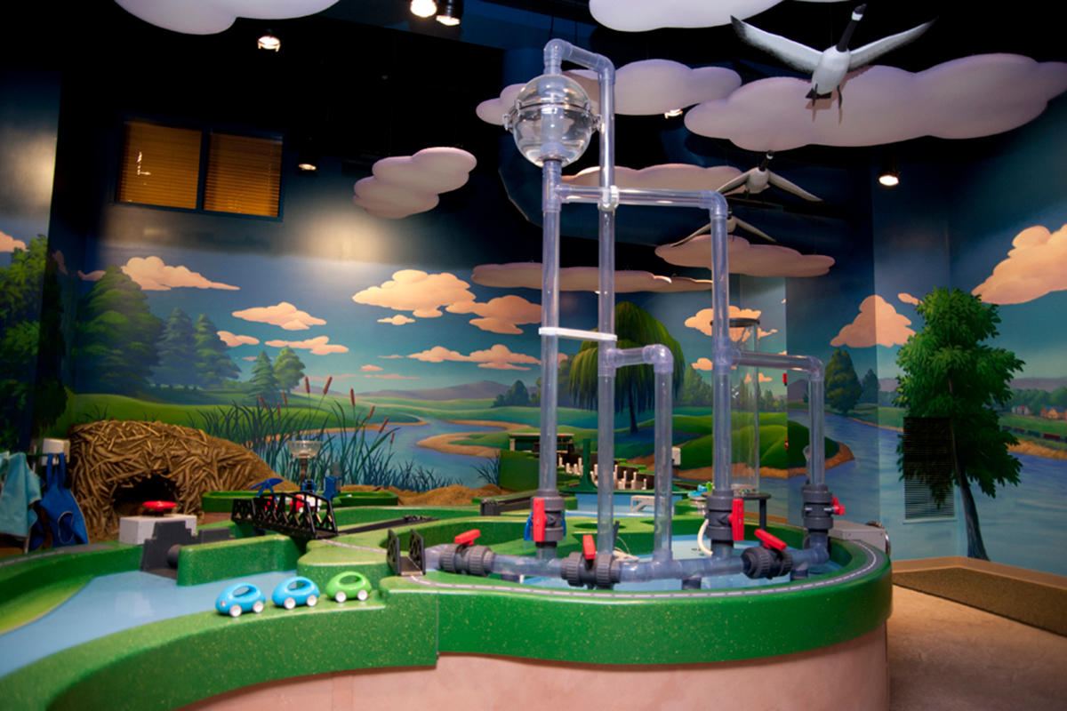 overview of the Bettendorf water play table